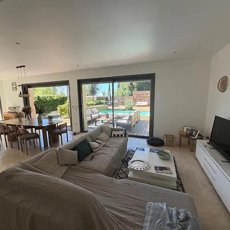 Villa Superbe Climatisee Avec Piscine A Clapiers